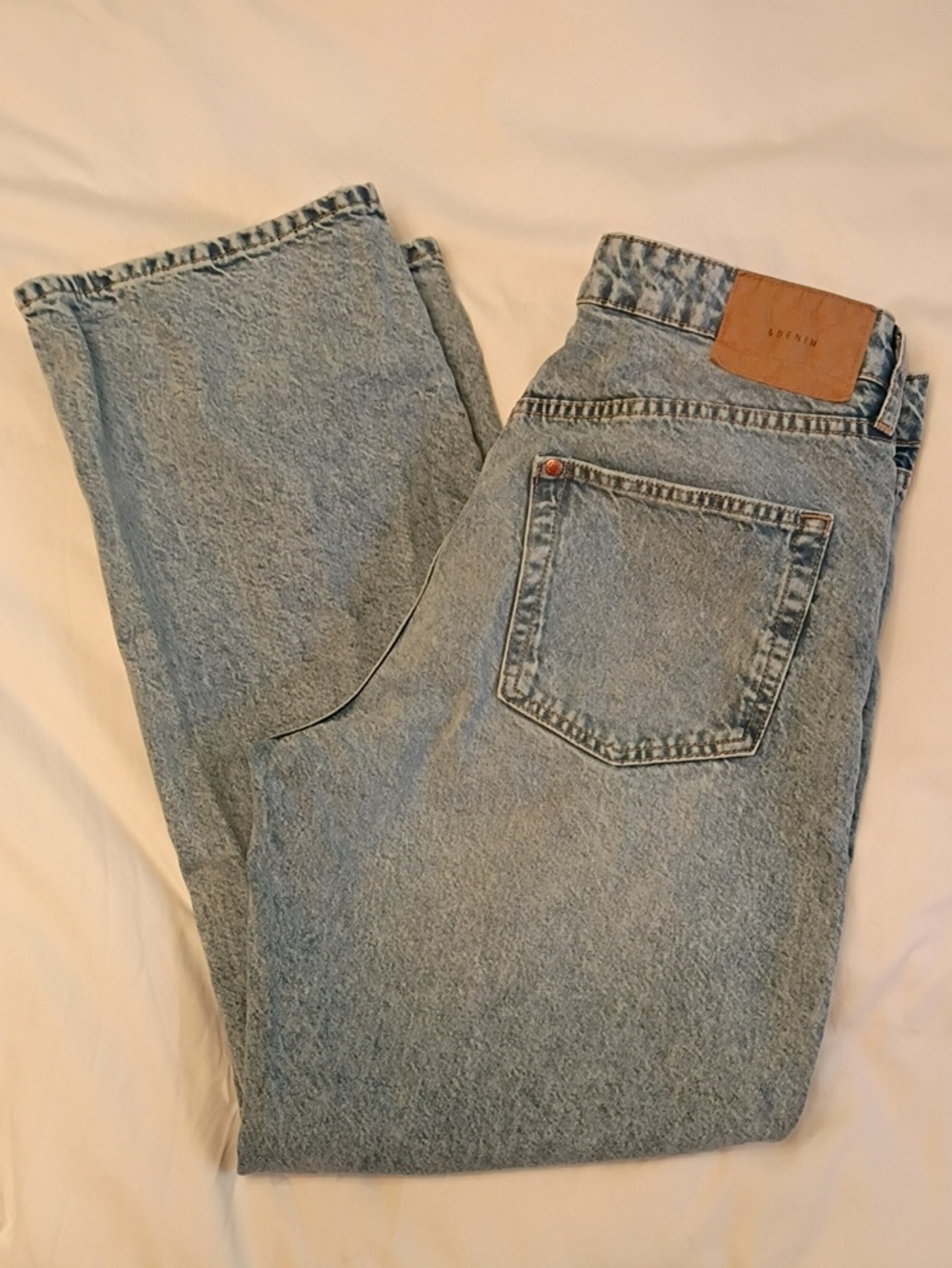 Vintage Light Wash Boyfriend Jeans - &Denim